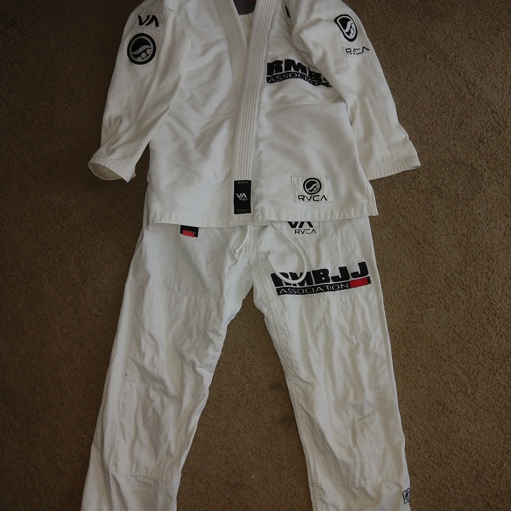 Shoyoroll gi mens size A1